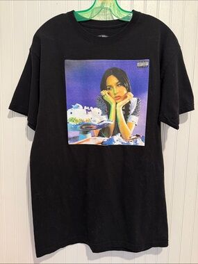 Olivia Rodrigo Sour Tour Merch T-shirt size M